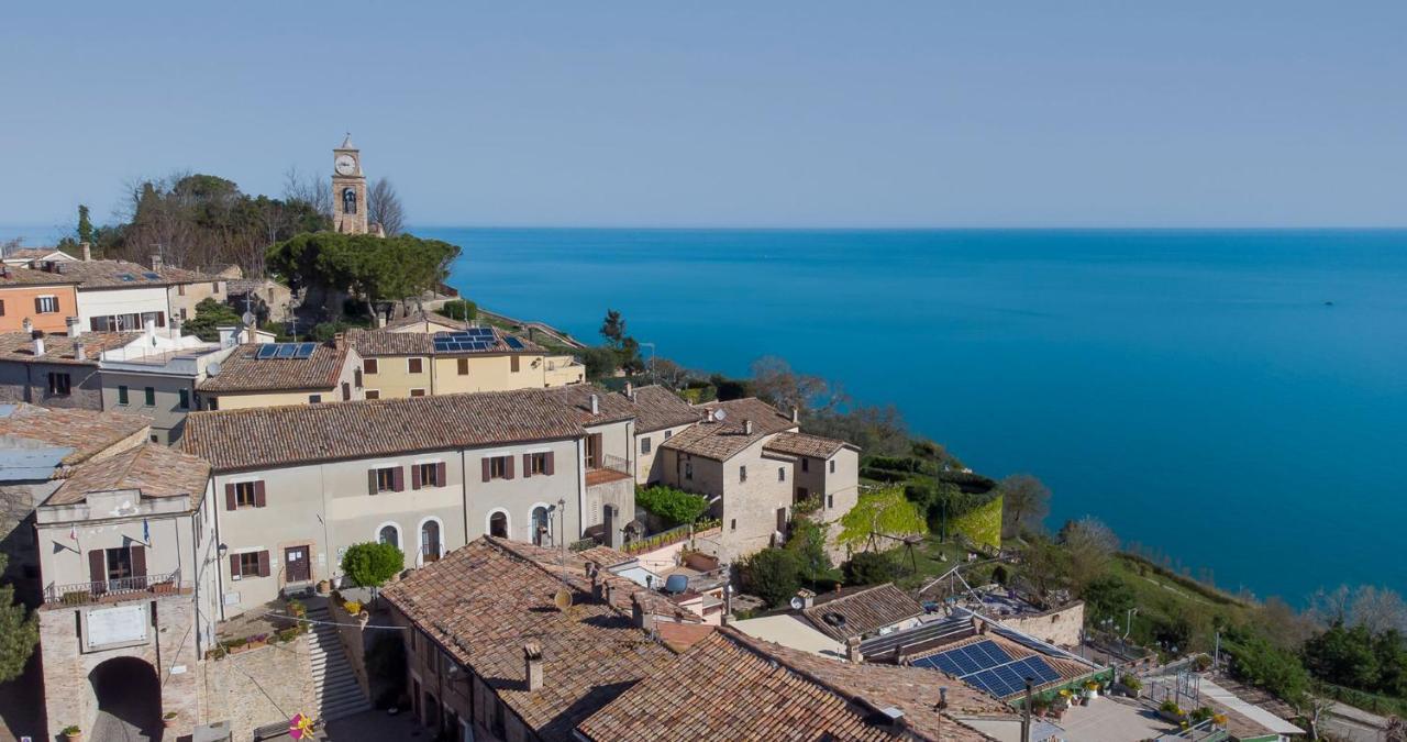 Fiorenzuola Bed&Breakfast Fiorenzuola di Focara Exterior foto